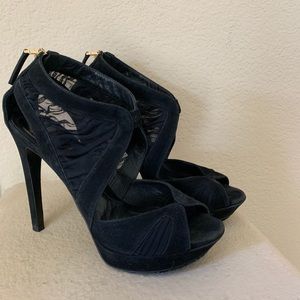 Fendi 6.5 black suede heels